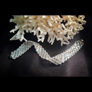 Tila presents the pickleballbracelet.com